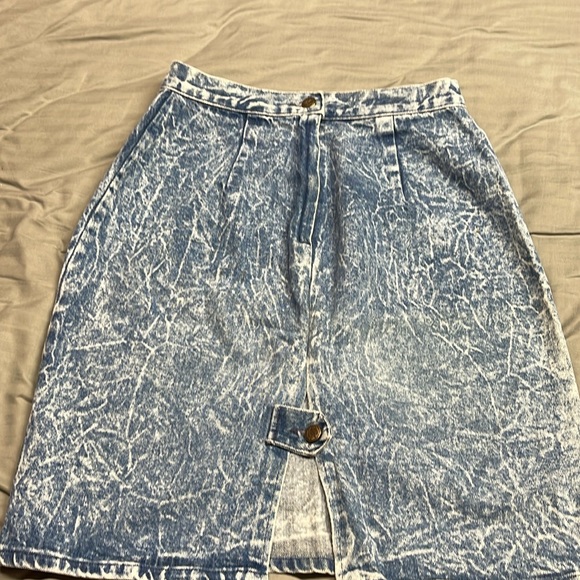 Komieo Dresses & Skirts - Vintage 80’s denim skirt